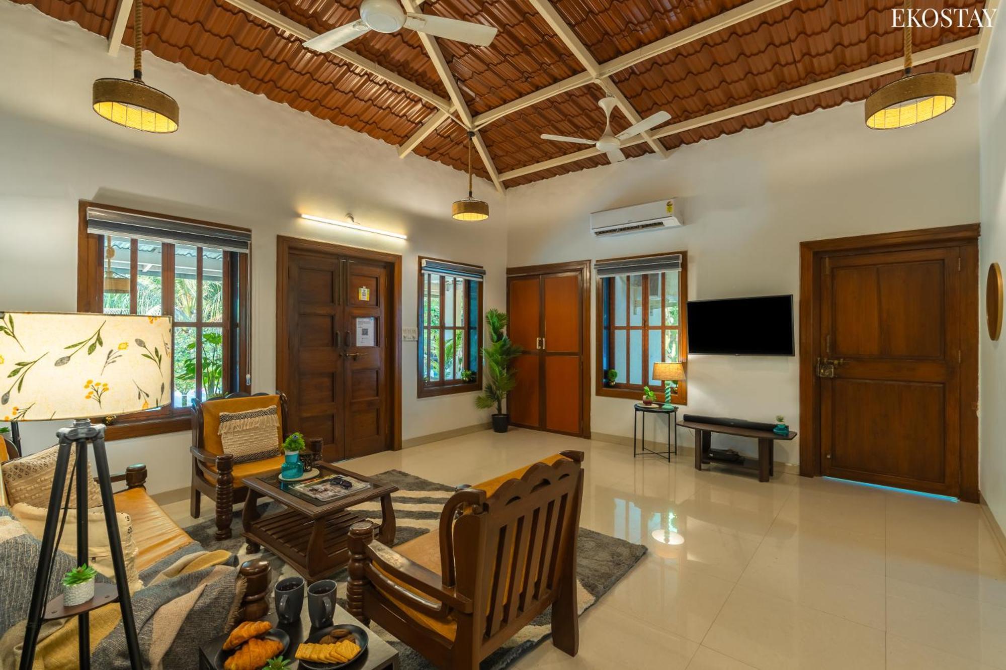 Eko Stay- Casa Polo Villa アリバグ エクステリア 写真